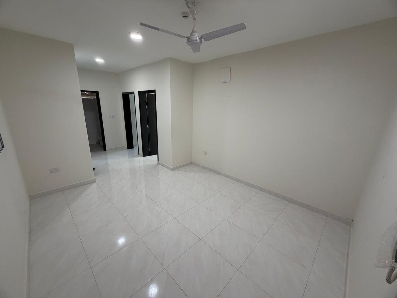 Adliya, Apartments, Flats, Houses & Villas, BHD 220/month,  2 BR,  2 Bedroom Apartment Available In Brand New Building For 220 BD Without EWA