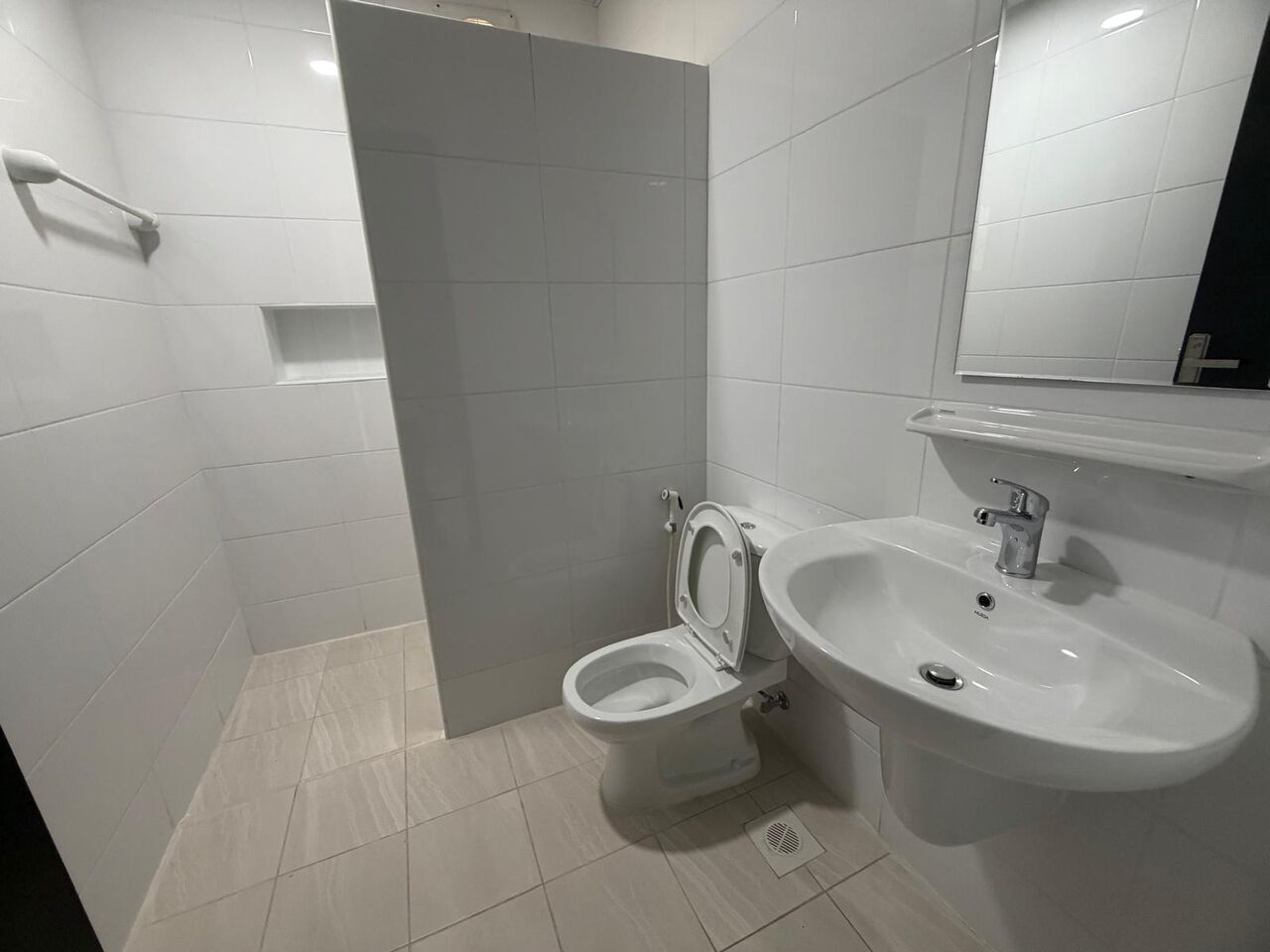 Adliya, Apartments, Flats, Houses & Villas, BHD 220/month,  2 BR,  2 Bedroom Apartment Available In Brand New Building For 220 BD Without EWA