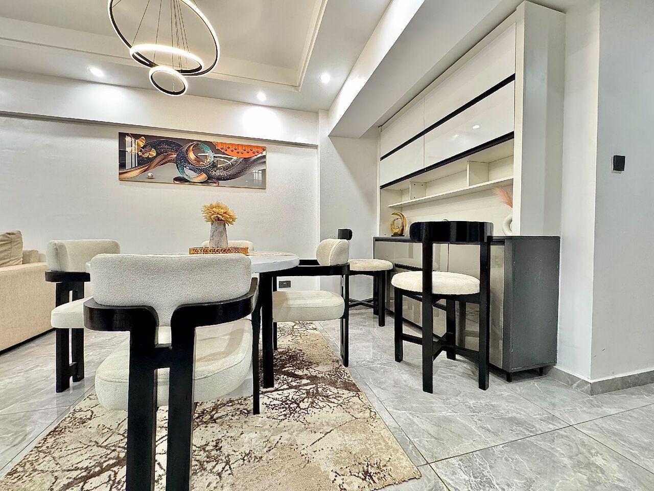 Nairobi, Apartments, Flats, Houses & Villas, USD 1600/month,  2 BR,  Fully Furnished 2 Bedroom Apartment In Kilimani, Nairobi, Kenya | USD 1,600/Month