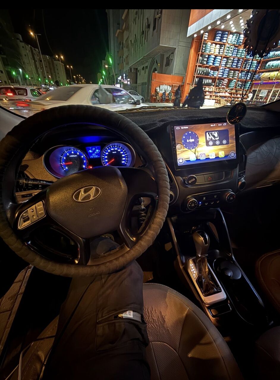 Jeddah, Vehicles, Cars & Trucks , SAR 30000,  Hyundai Tucson,  2014,  Automatic,  297330 KM,  Car For Sale Just Buy And Drive Very Good Condition.