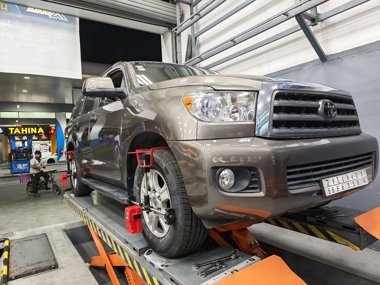 Jeddah, Vehicles, Cars & Trucks , SAR 43000,  Toyota Sequoia,  2011,  Automatic,  325000 KM,