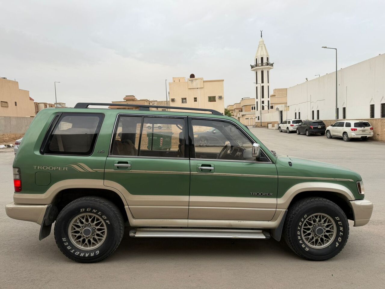Riyadh, Vehicles, Cars & Trucks , SAR 16000,  Isuzu Trooper,  2000,  Automatic,  288479 KM,  SAR16000,  4x4,7 Seater, , , , 4x4, Excellent Condition