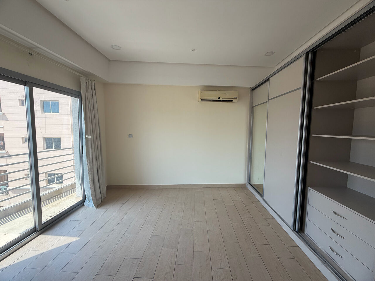 Adliya, Apartments, Flats, Houses & Villas, BHD 320/month,  2 BR,  2 Bedroom Fully Furnished Flat For Rent With Ewa