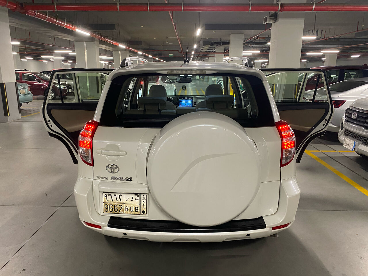 Jeddah, Vehicles, Cars & Trucks , SAR 34000,  Toyota RAV4,  2012,  Automatic,  265000 KM,