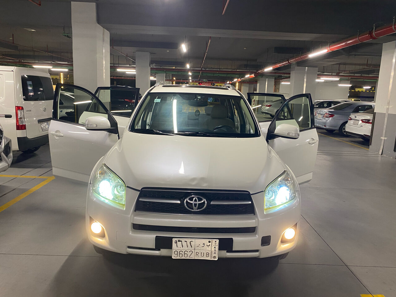 Jeddah, Vehicles, Cars & Trucks , SAR 34000,  Toyota RAV4,  2012,  Automatic,  265000 KM,