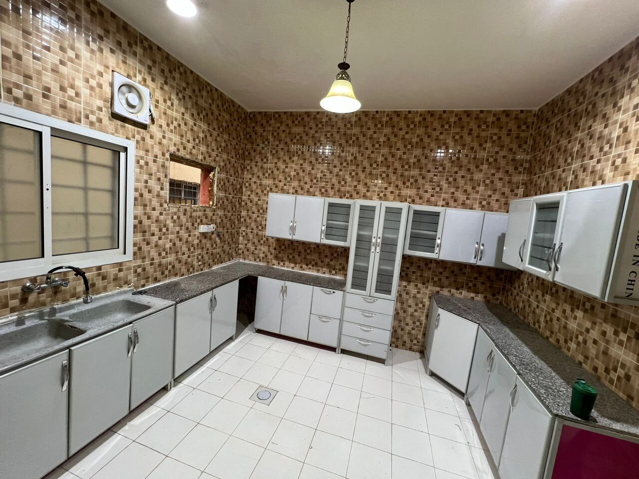 Al Rawdah, Apartments, Flats, Houses & Villas, SAR 35000/year,  3 BR,  Family Apartment First Floor Neet Clean And Large Size House With Kichecn Cabinet Install
