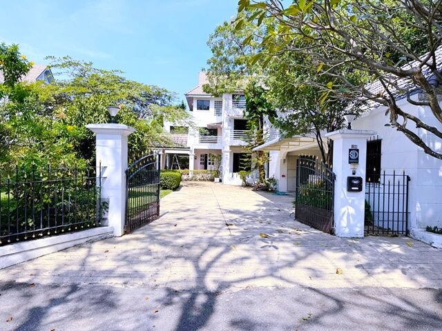 Bangkok, Villas, THB 62998,  200 Sq. Feet,  Chocolate Ville 2.1 กม. 4นอน  ซอยเสรีไทย 51-61Fashion ให้เช่าคฤหาส