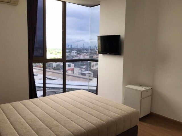 Bangkok, Villas, THB 16000,  37 Sq. Meter,  Ideo Mix Sukhumvit 103 Spacious Comfortable 21st Floor BTS UdomSuk