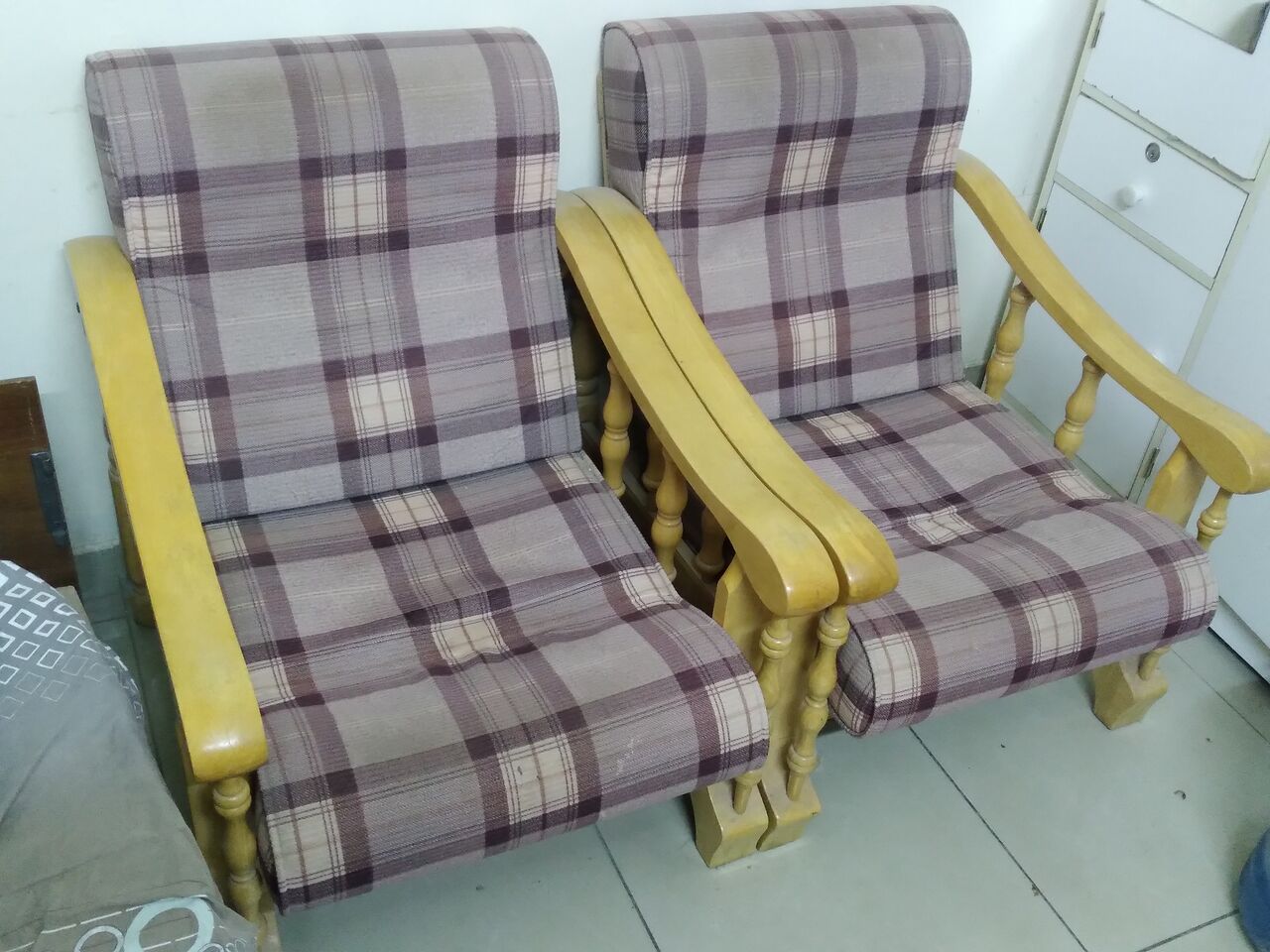 Riyadh, Furniture, SAR 90,  Funiture Thro Up Price