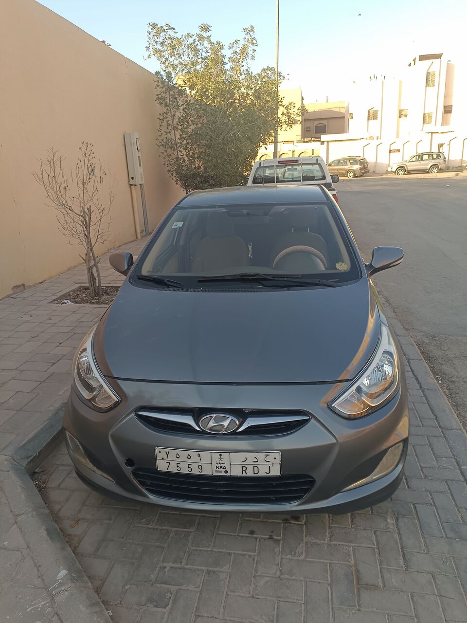 Riyadh, Vehicles, Cars & Trucks , SAR 21000,  Hyundai Accent,  2014,  Automatic,  371000 KM,   For Sale In Ryadh Diriyah