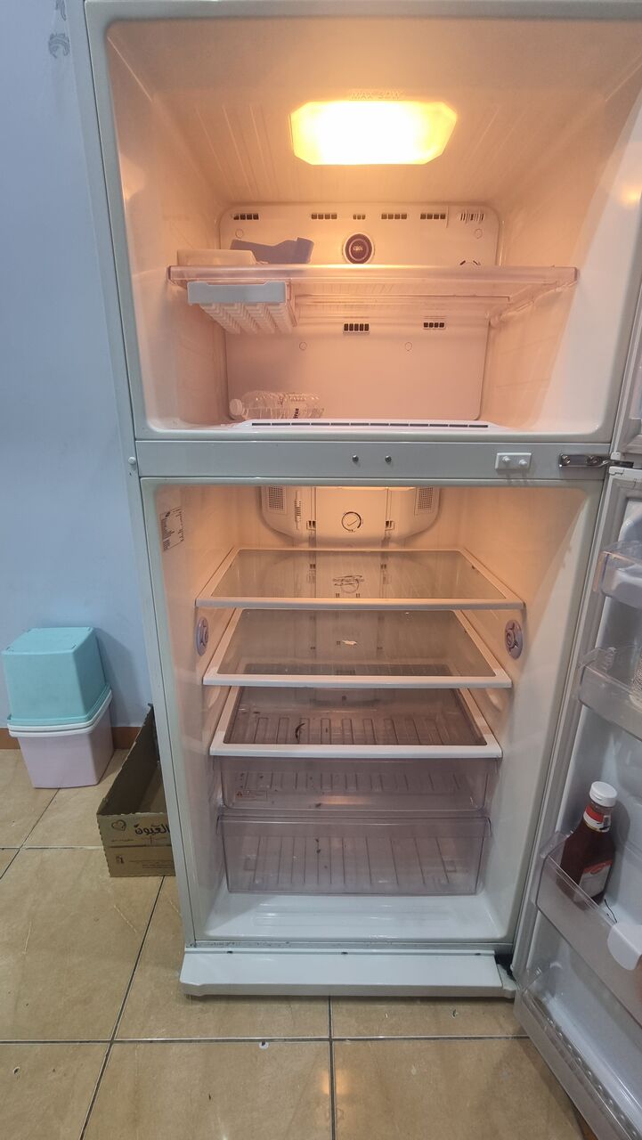 Jeddah, Household Items, SAR 600,  Samsung Fridge For Sale Good Condition 600 Sar