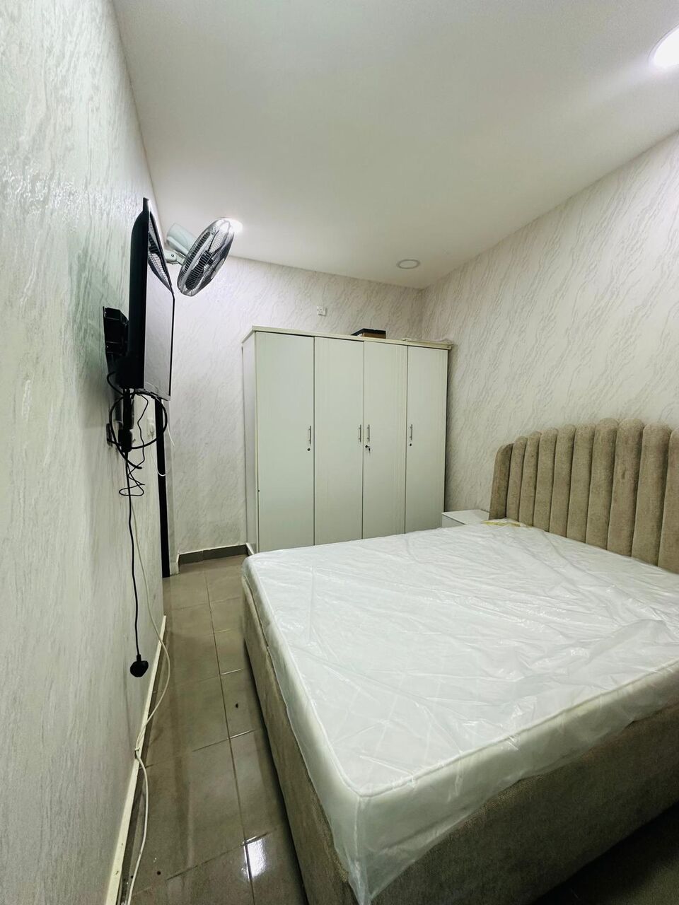 Muharraq, Apartments, Flats, Houses & Villas, BHD 160/year,  1 BR,  Studio For Rent In Muharraq Fully Furnished With Electricity