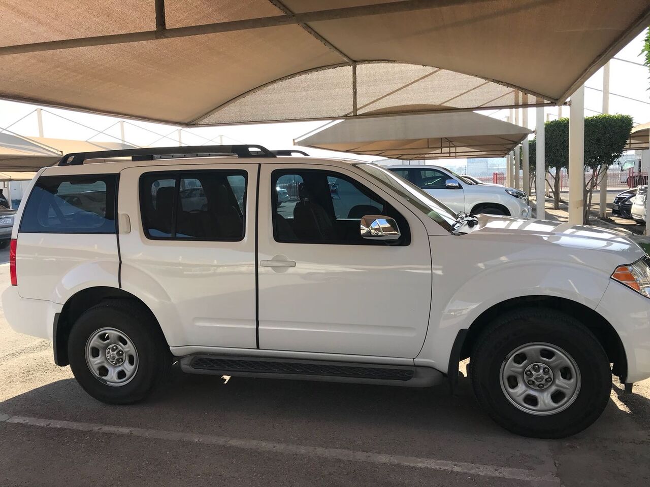 Manama, Vehicles, Cars & Trucks , BHD 5000,  Nissan Pathfinder,  2012,  Automatic,  95000 KM,   For Sale (urgently)