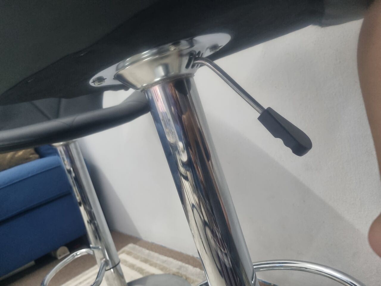 Riyadh, Furniture, SAR 200,  2 Bar Chairs For Sale With Up/down Option