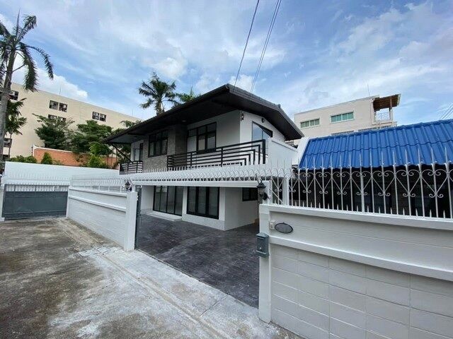 Bangkok, Villas, THB 70000,  60 Sq. Feet,  ให้เช่าบ้านเดี่ยว 2 ชั้นหลังมุม 60 ตรว. 220