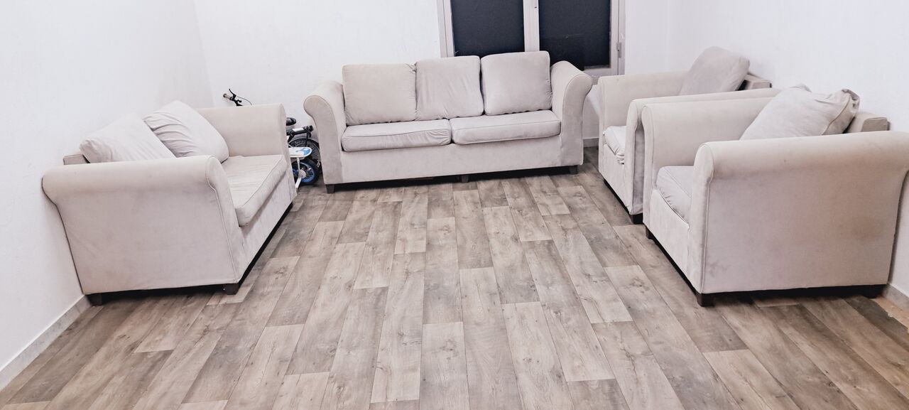 Al Iskan, Furniture, SAR 350,  Sofa Set (7 Seater)