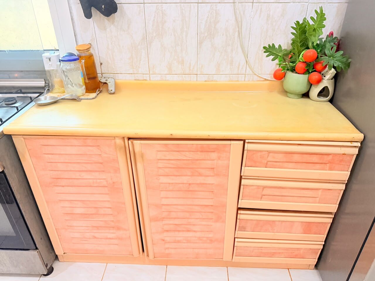 Jeddah, Furniture, SAR 350,  Kitchen Cabinet Sale Excellent Condition