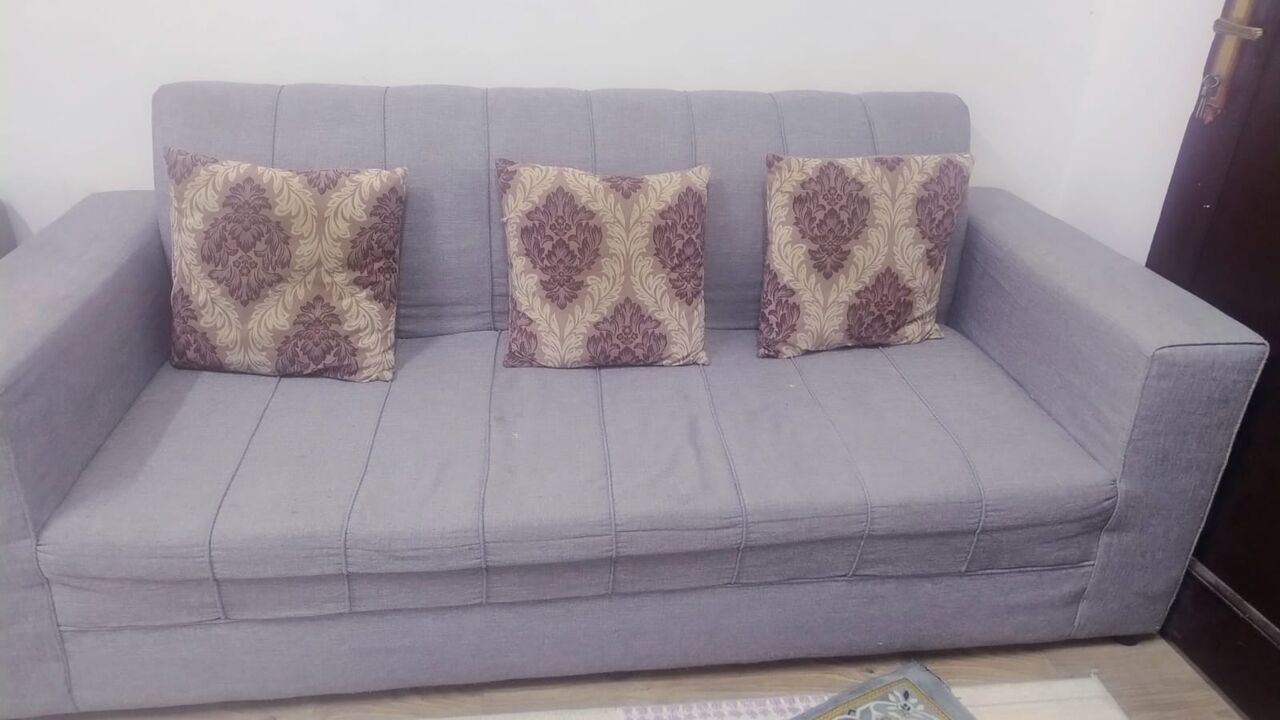 Al Malaz, Furniture, SAR 500,  7-seater Sofa Set