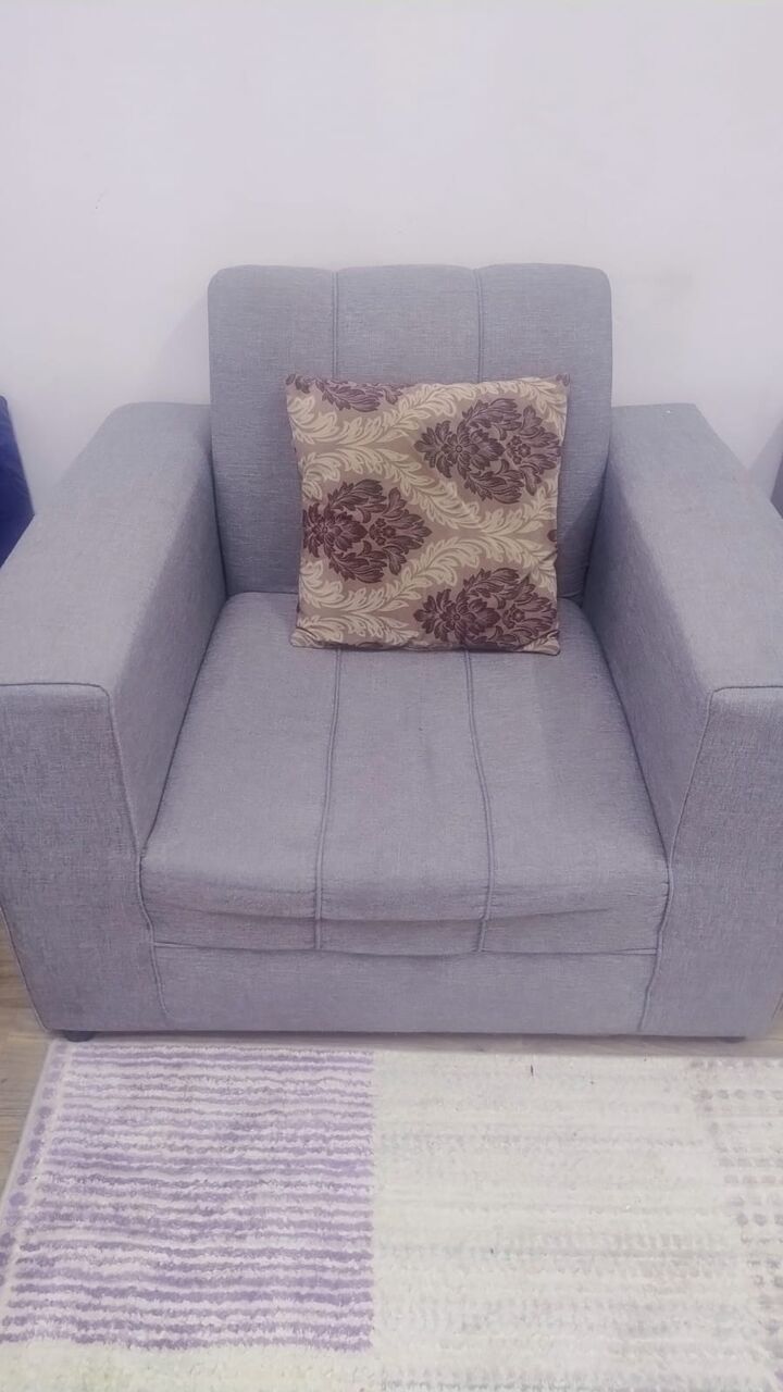 Al Malaz, Furniture, SAR 500,  7-seater Sofa Set