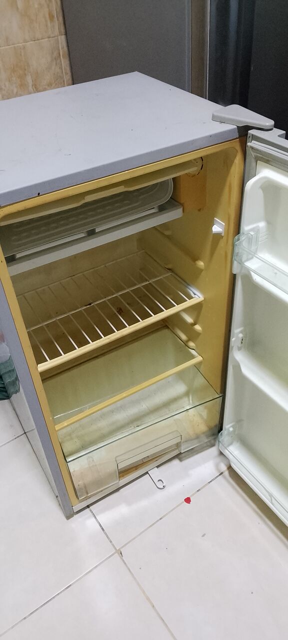 Riyadh, Appliances, SAR 300,  I Want To Sell Small Fridge In Good Condition