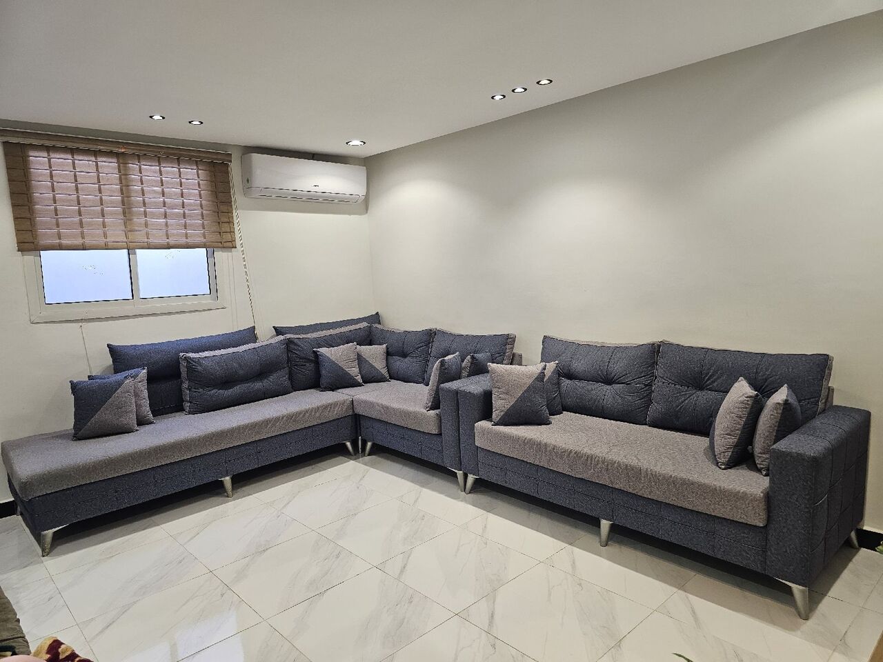 Riyadh, Furniture, SAR 1000,  Modern L-Shape Sofa Set &ndash; Excellent Condition (Like New)