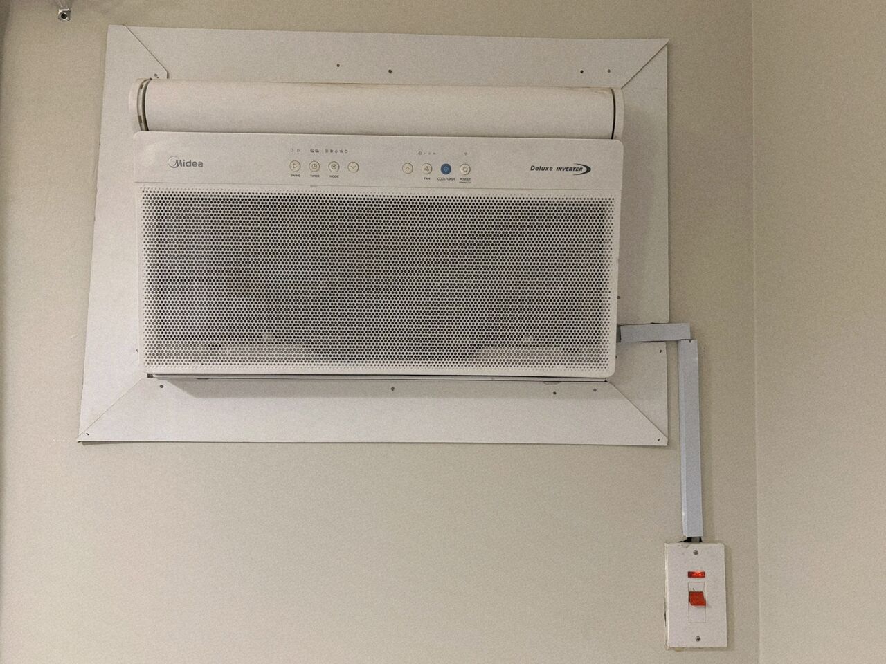 Riyadh, Air Conditioners, SAR 1300,  Midea Inverter AC &mdash; Heat & Cool | Extra Energy Saving | With Remote