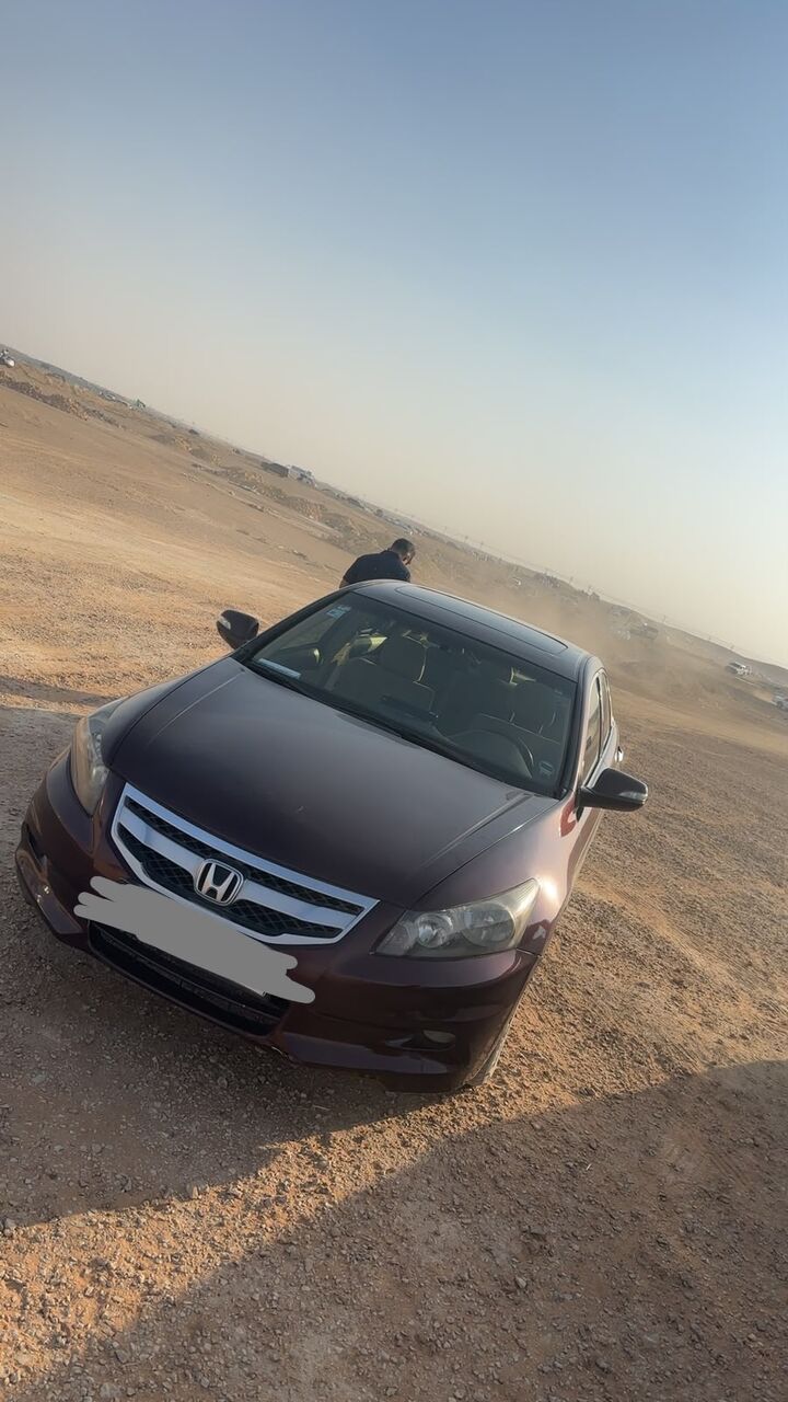 Riyadh, Vehicles, Cars & Trucks , SAR 25000,  Honda Accord 2011/12 Full Option,  2011,  Automatic,  355000 KM,   For Sale