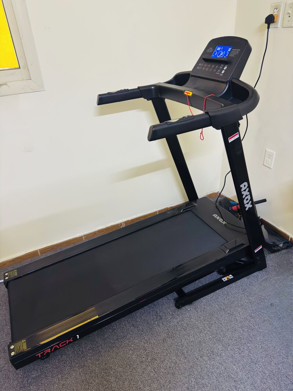 Khobar, Sporting Goods, SAR 1150,  AXOX Fitness Track 1 Treadmill &ndash; Excellent Condition | Warranty Remaining