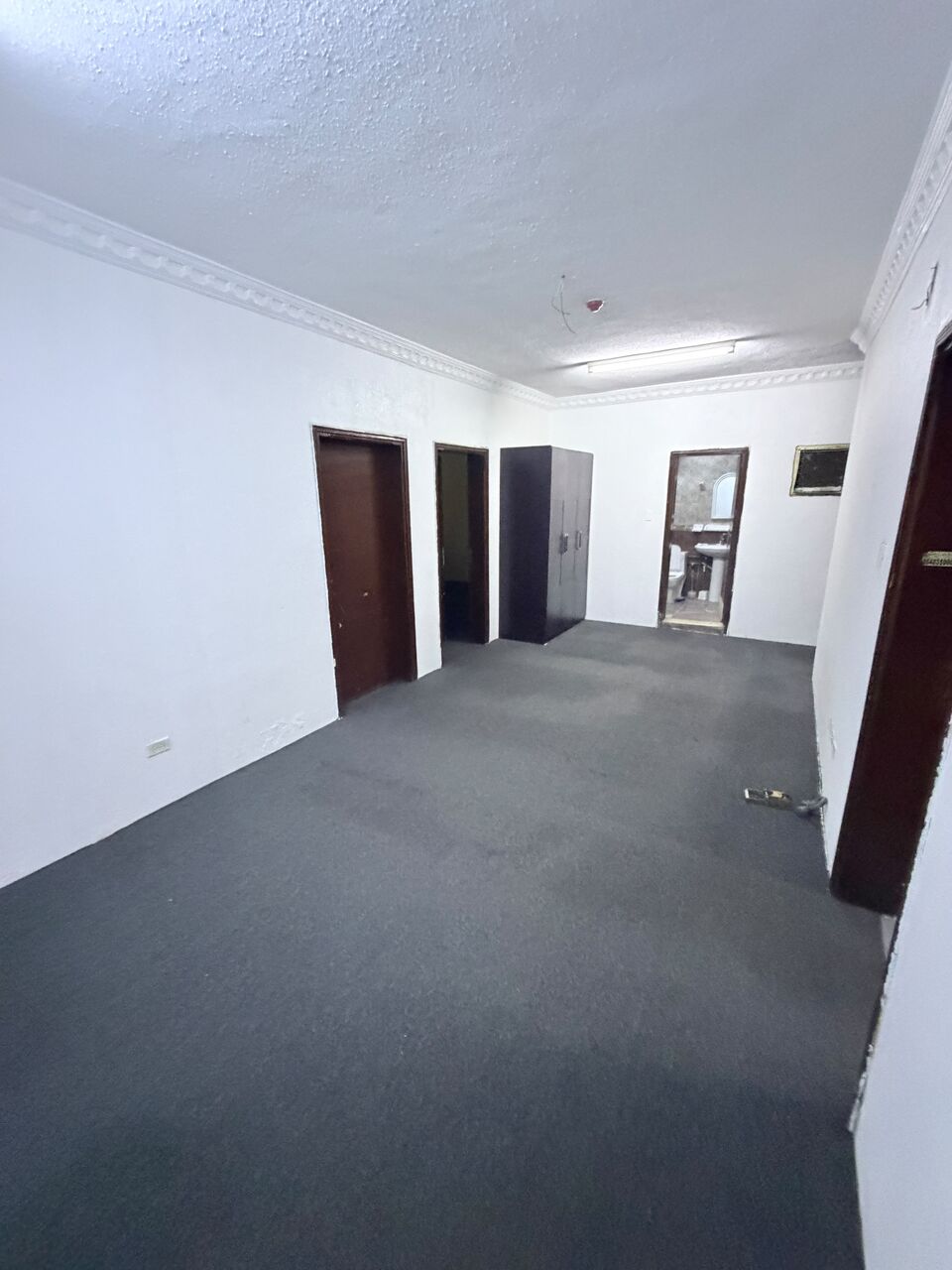 Jubail, Apartments, Flats, Houses & Villas, SAR 2500/month,  3 BR,  2500/ M Semi Furnished Apartment For Rent 3 Rooms, 02 Washroom,hall , Kitchen 0583217725