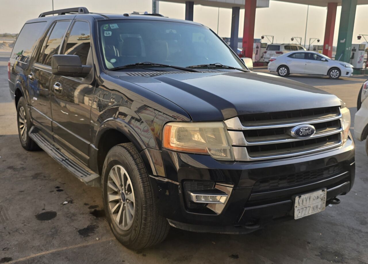Al Khobar Al Shamalia, Vehicles, Cars & Trucks , SAR 58000,  Ford Expedition XLT,  2016,  Automatic,  261500 KM,   4x2 Black Full Option