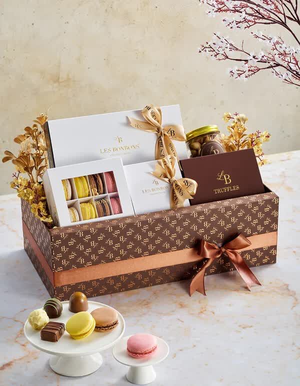 Dubai, Delivery, Classic Chocolate Gift Hamper With Macarons & Nuts
