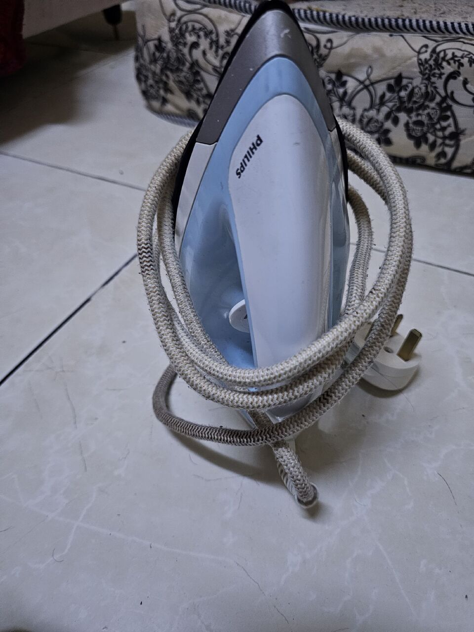 Yanbu, Furniture, SAR 180,  Mixer Grinder And Dry Iron Box