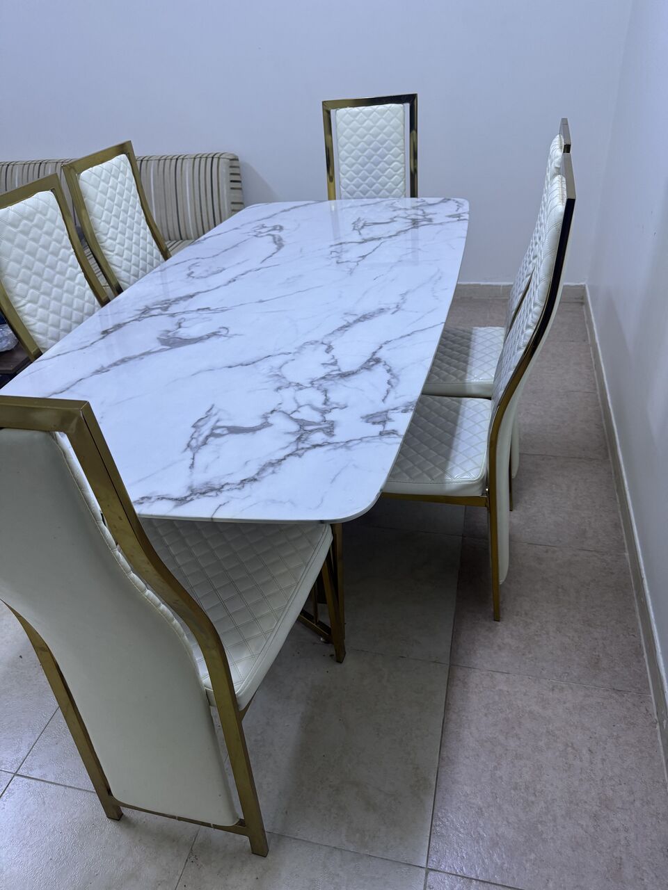 Riyadh, Furniture, SAR 700,  Dining Table - 6 Seater