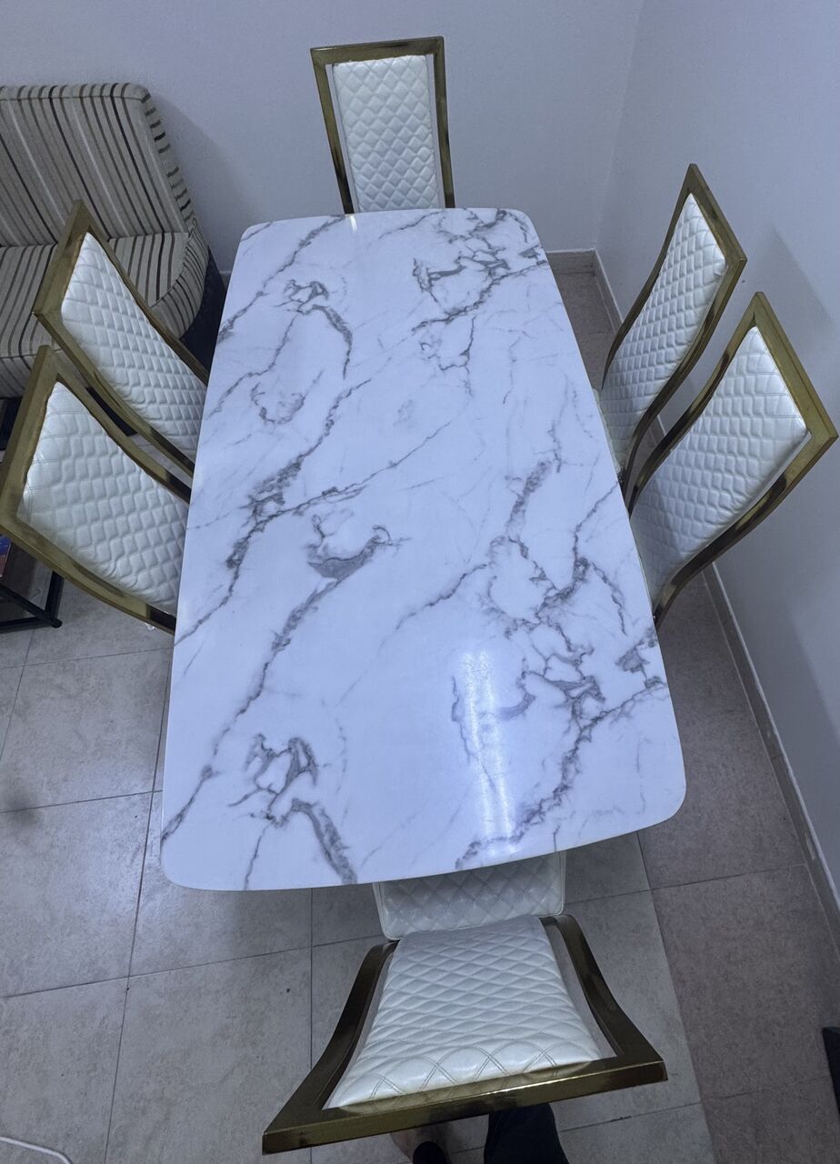 Riyadh, Furniture, SAR 700,  Dining Table - 6 Seater