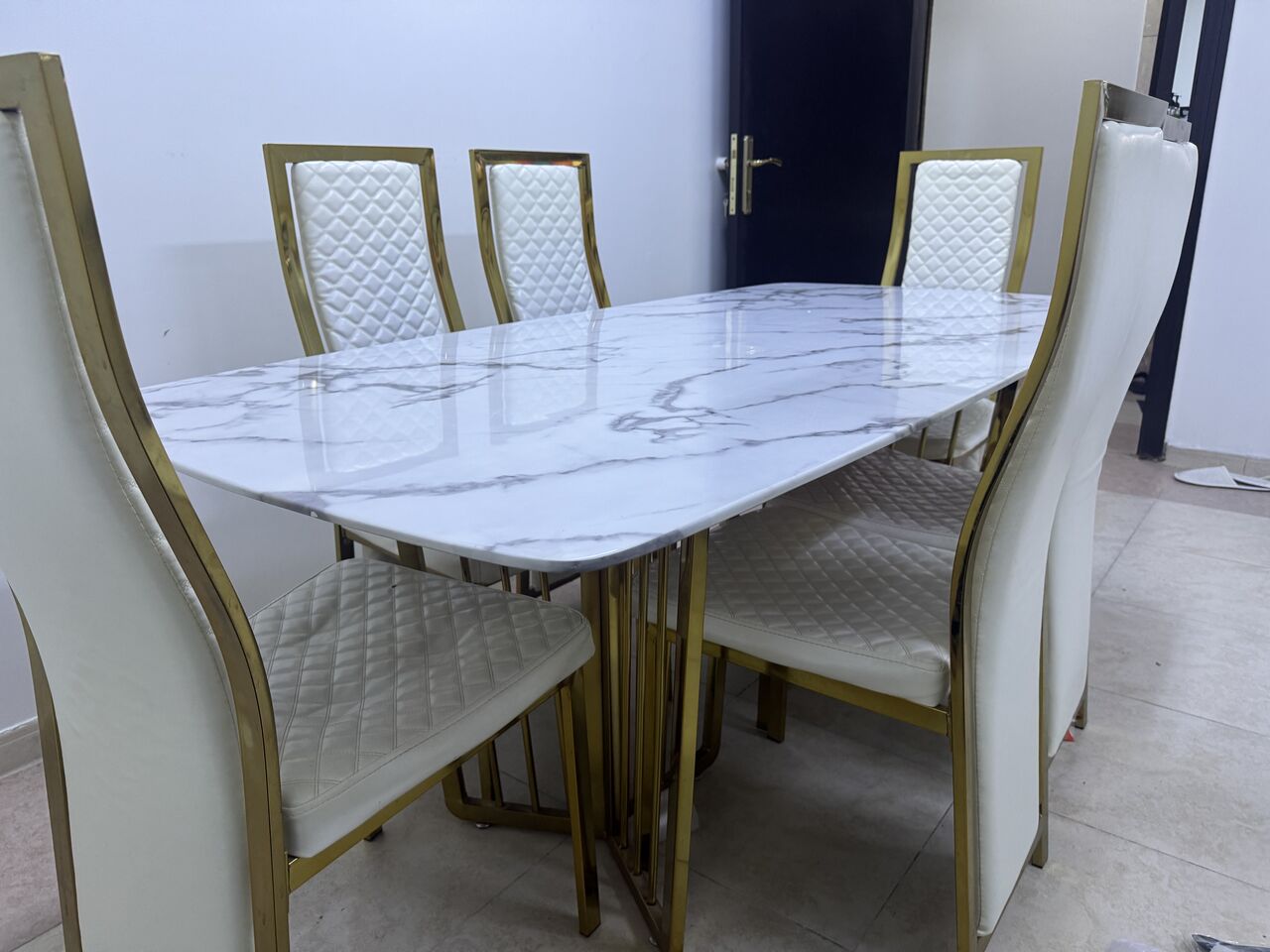 Riyadh, Furniture, SAR 700,  Dining Table - 6 Seater