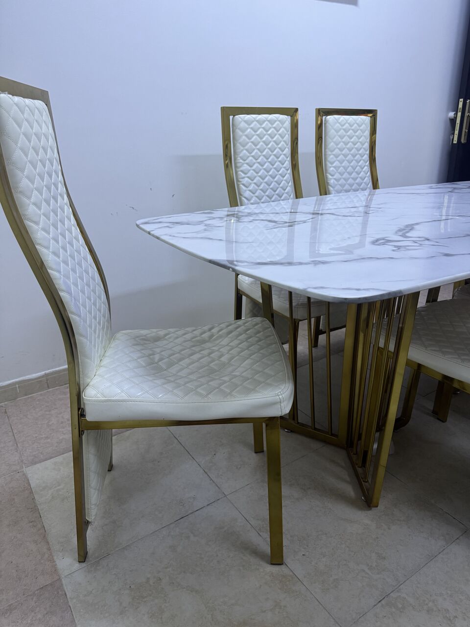 Riyadh, Furniture, SAR 700,  Dining Table - 6 Seater
