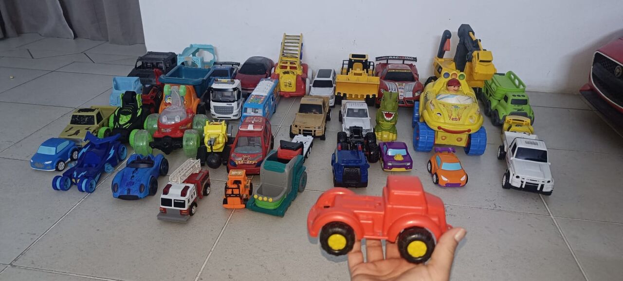 Umm Al Hassam, Baby & Kid Stuff, BHD 10,  40 Toy Cars Big To Medium Sized For 10bd Only