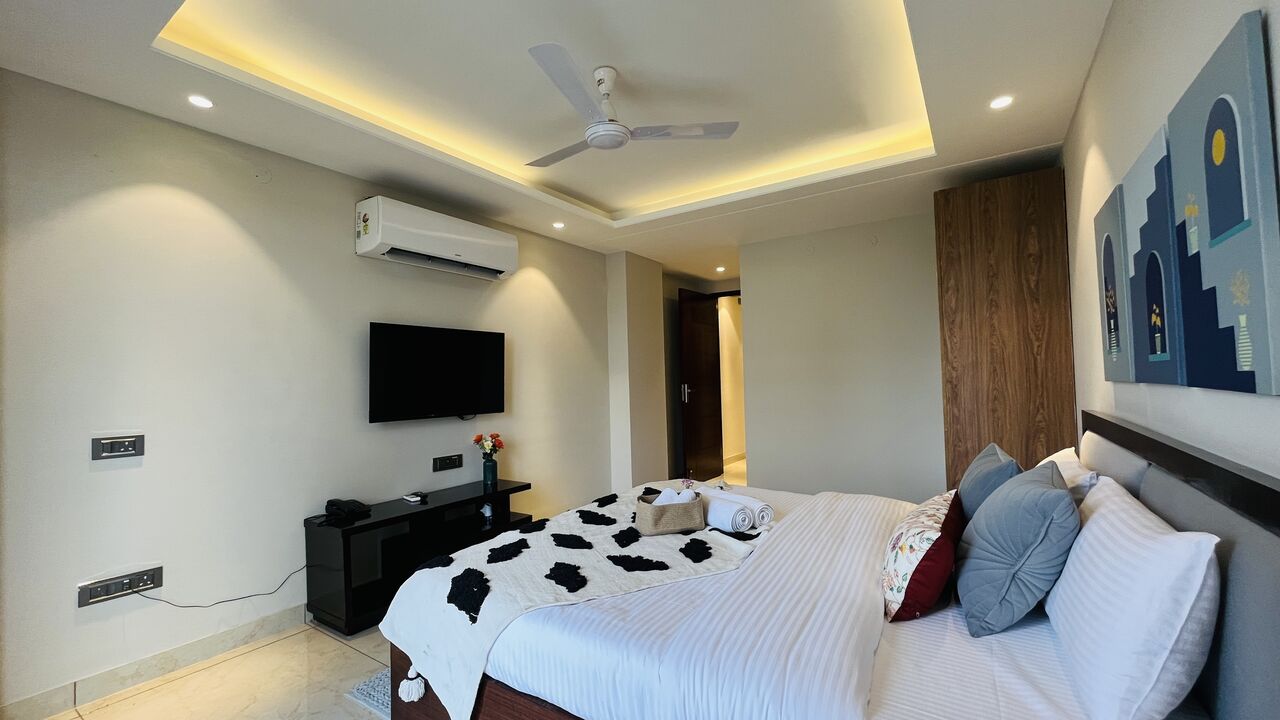 Gurgaon, Apartments, Flats, Houses & Villas, INR 4200/day,  Furnished,  1 BR,  550 Sq. Feet,  ZEN Suites Luxe Collection