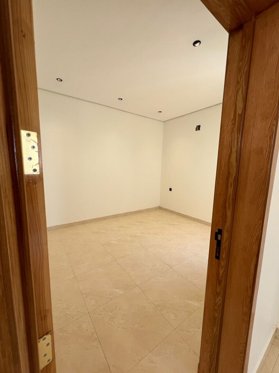 Riyadh, Apartments, Flats, Houses & Villas, 2 BHK In A New Compound In Al Fakhiriyyah