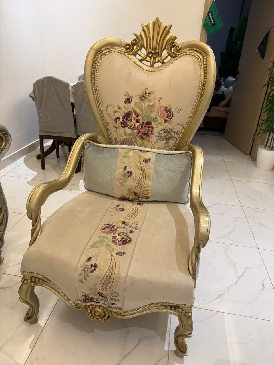 Jeddah, Furniture, SAR 1500,  Sofa Set And Dining Set Available In Aziziya, Jeddah