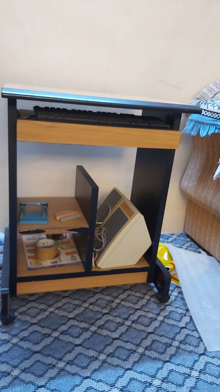 Jeddah, Computers, SAR 75,  Computer Table For SALE