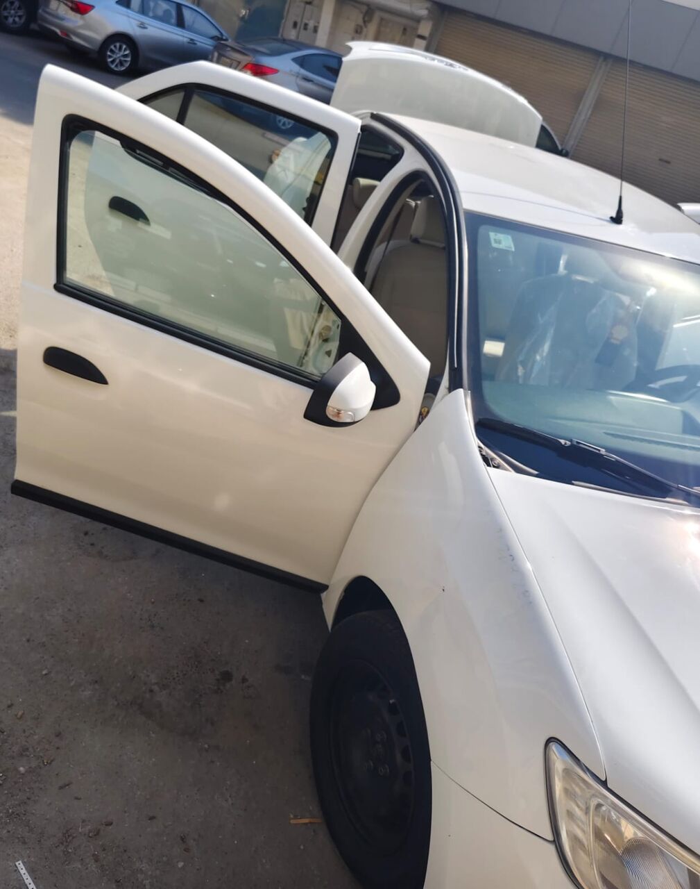 Al Adama, Vehicles, Cars & Trucks , SAR 17000,  Renault 21,  2021,  Automatic,  135000 KM,  Renault Symbol  For Sales