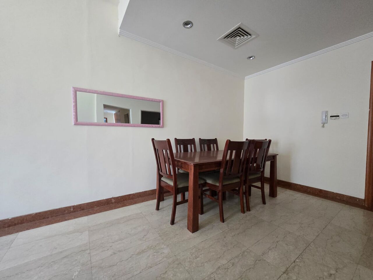 Mahooz, Apartments, Flats, Houses & Villas, BHD 375/month,  Furnished,  2 BR,  Apartment For Rent In Mahooz