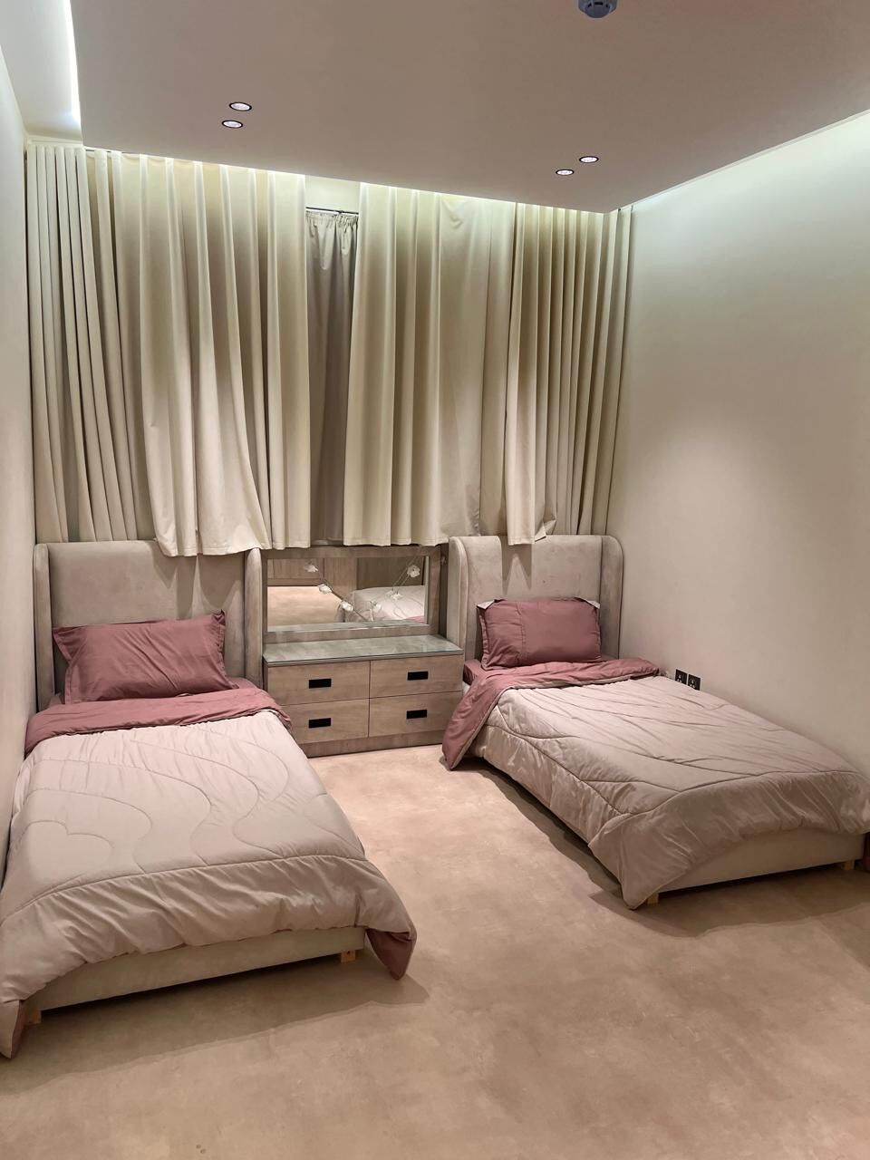 Tuwaiq, Apartments, Flats, Houses & Villas, SAR 4000/month,  Furnished,  3 BR,  VIP Furnished 3-Bedroom Apartment Available