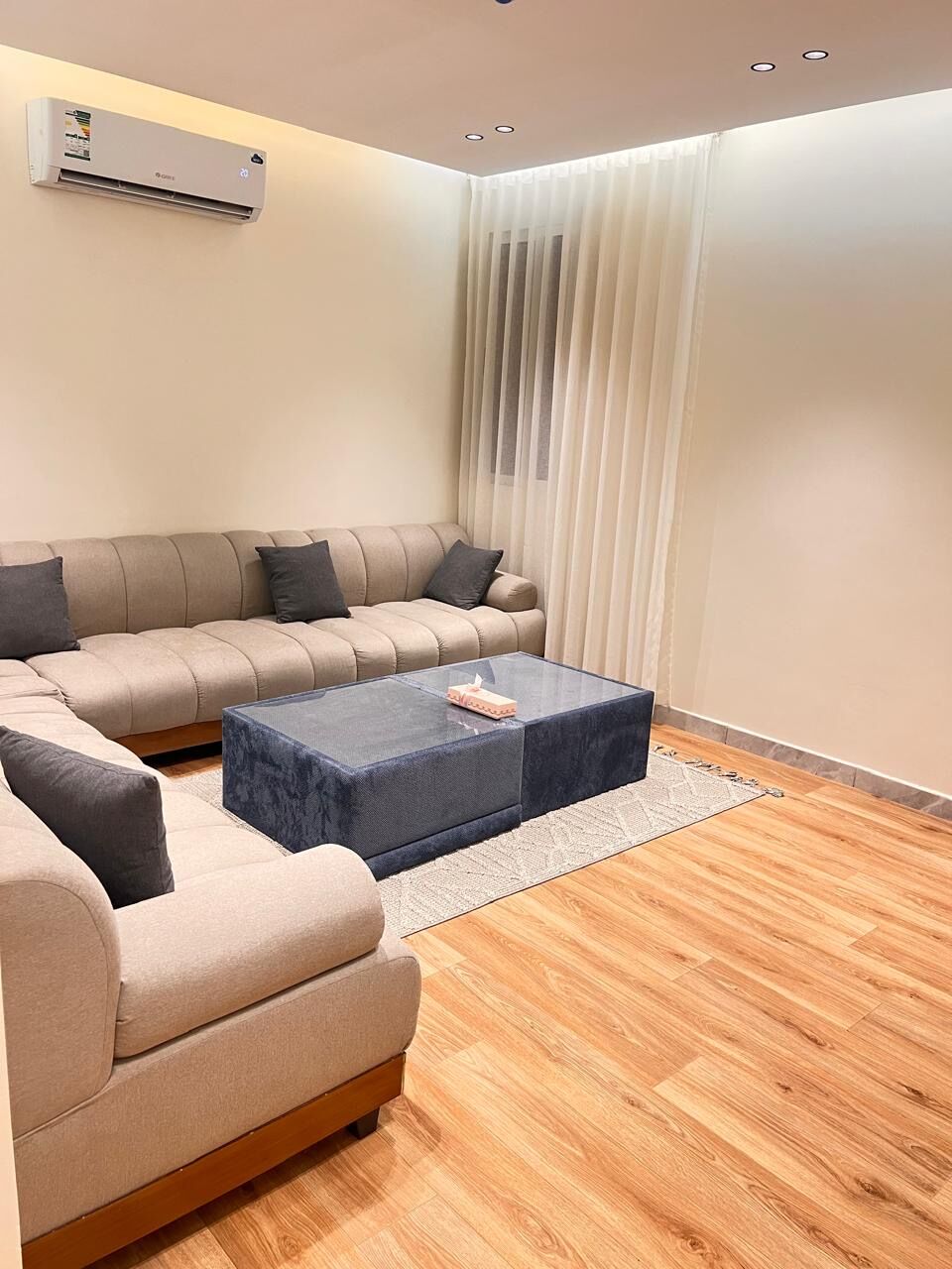 Tuwaiq, Apartments, Flats, Houses & Villas, SAR 4000/month,  Furnished,  3 BR,  VIP Furnished 3-Bedroom Apartment Available