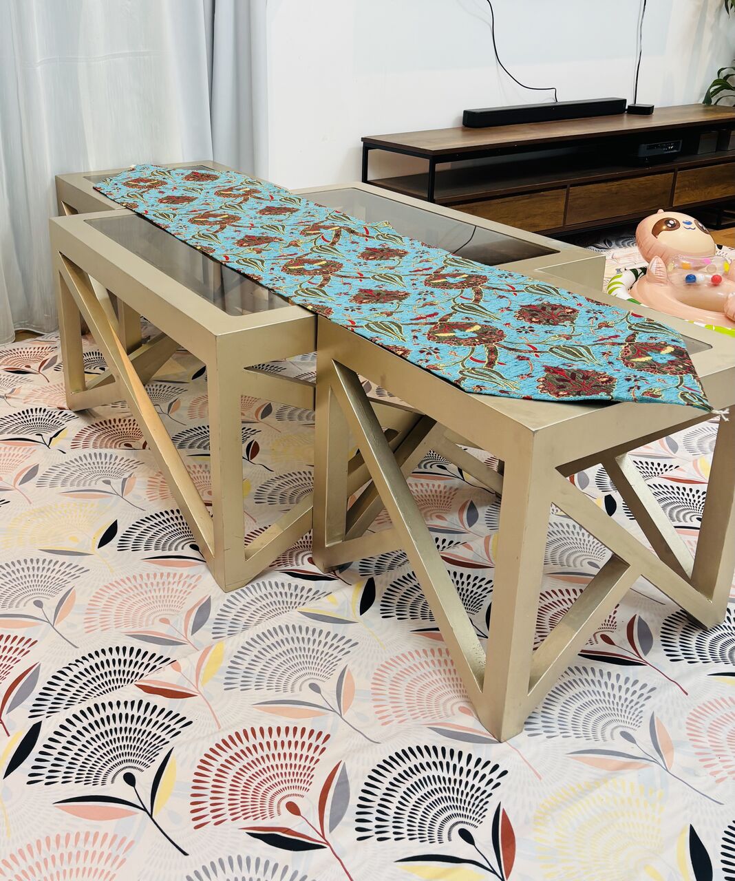 Jeddah, Furniture, SAR 150,  Center Table And 2 Side Table With Glass