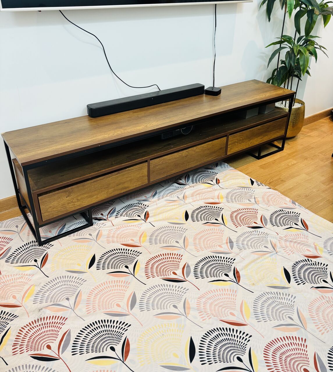 Jeddah, Furniture, SAR 125,  TV Table