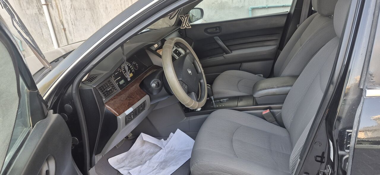 Gudaibiya, Vehicles, Cars & Trucks , BHD 700,  RENAULT SAFARANE,  2009,  Automatic,  130000 KM,    Model Car For Sale