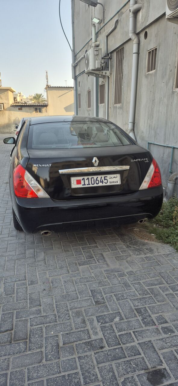 Gudaibiya, Vehicles, Cars & Trucks , BHD 700,  RENAULT SAFARANE,  2009,  Automatic,  130000 KM,    Model Car For Sale