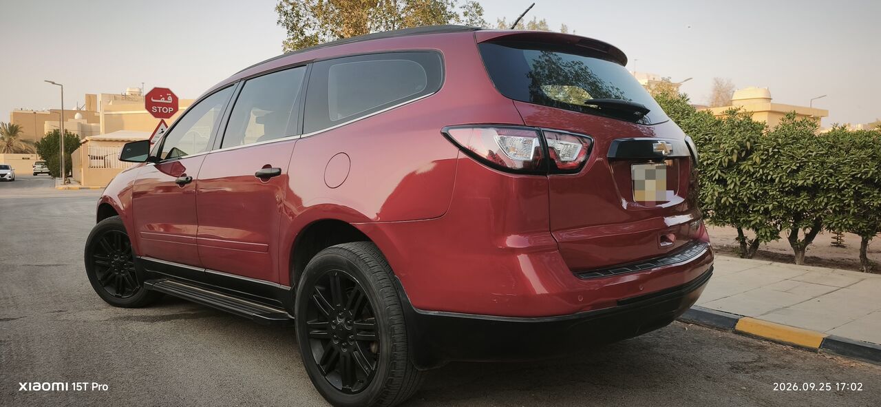 Al Rabwah, Vehicles, Cars & Trucks , SAR 27999,  Chevrolet Traverse,  2014,  Automatic,  167000 KM,    Red Colour